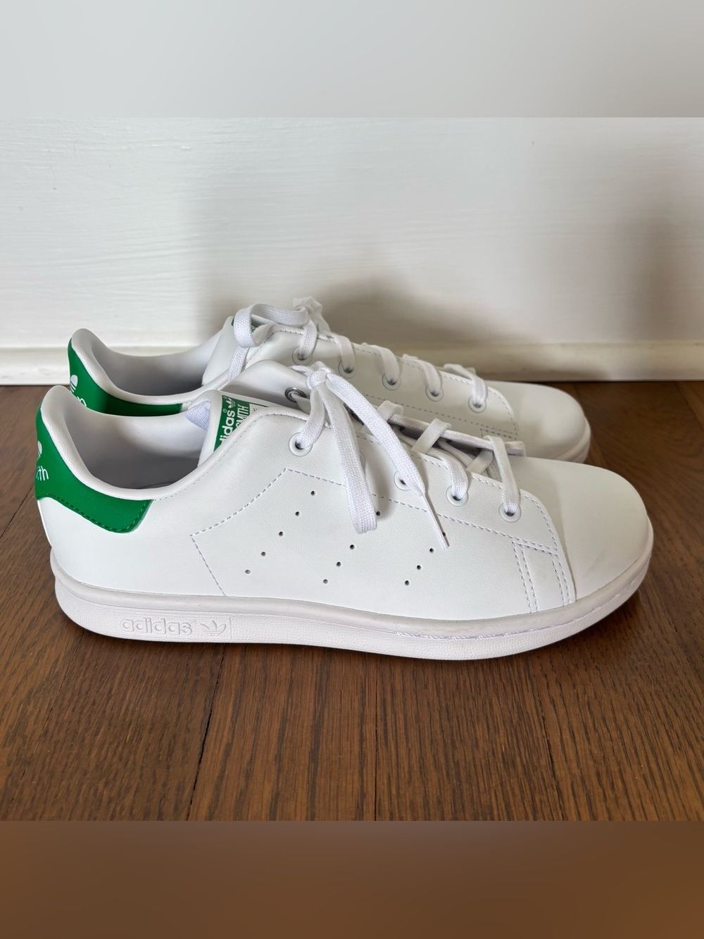 adidas kids white and green Stan Smith sneakers